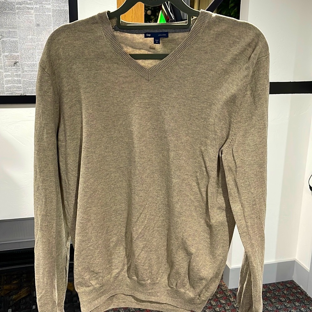 Long Sleeve. Tan. Gap. Mens T-Shirt. Medium.